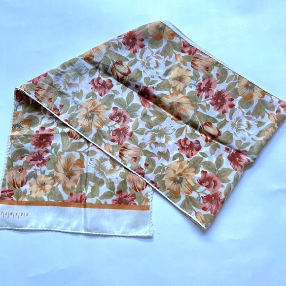 Runway Rectangle Scarf Floral Green Otange Yellow Vintage Hand Stitched Edge - Picture 2 of 4